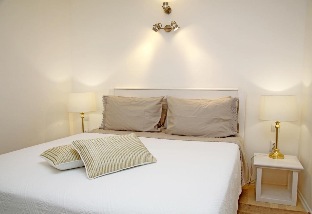 Swan City Apartment & Room シベニク エクステリア 写真